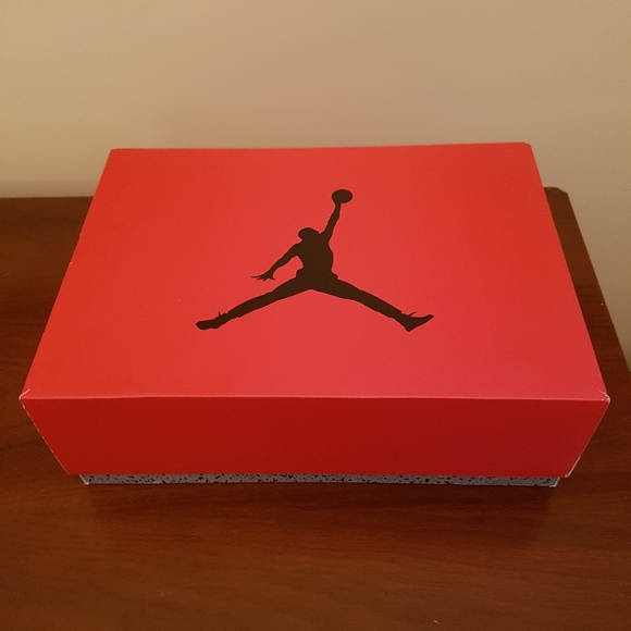 AIR JORDAN 6 RETRO "TORO BRAVO" - Picture 3 of 11